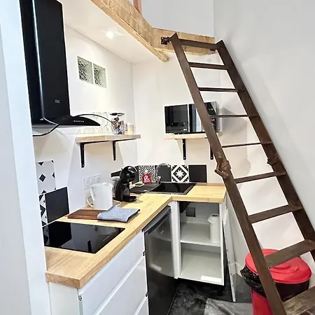 Elegant*epoxy*design&decor Apartment *